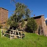Cal Sansa Lodge *